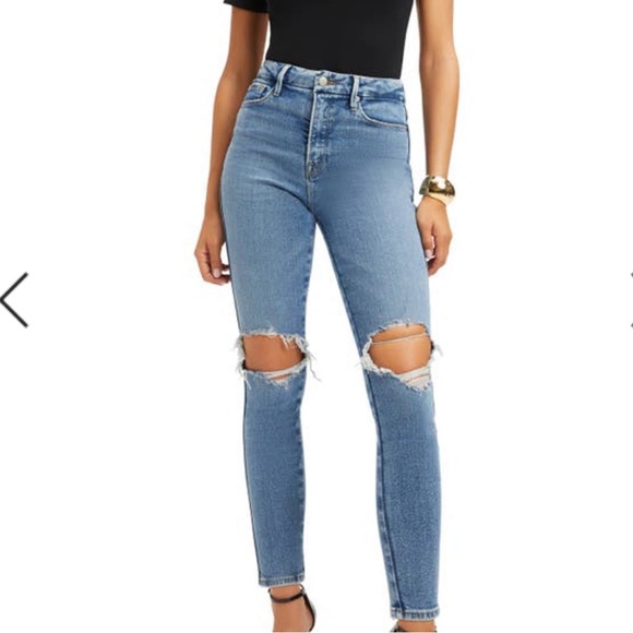 Good American Denim - Good American Curve Skinny Crop Jeans in Blue800